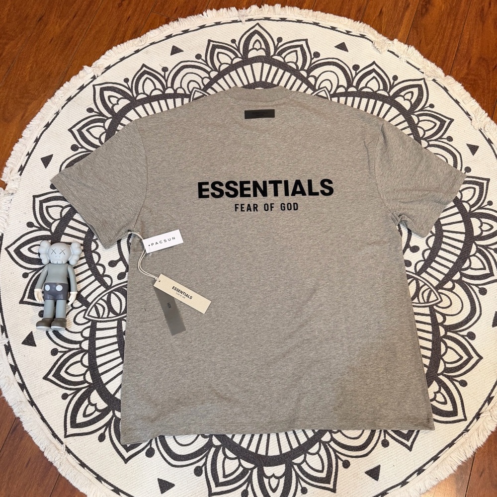 Fear of God Essentials T-Shirt (ss22)